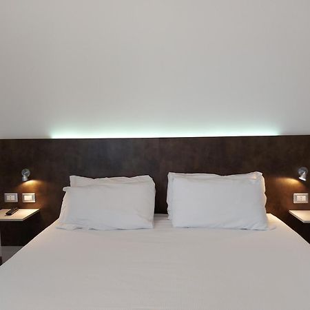 Phi Hotel Milano Baranzate Dış mekan fotoğraf